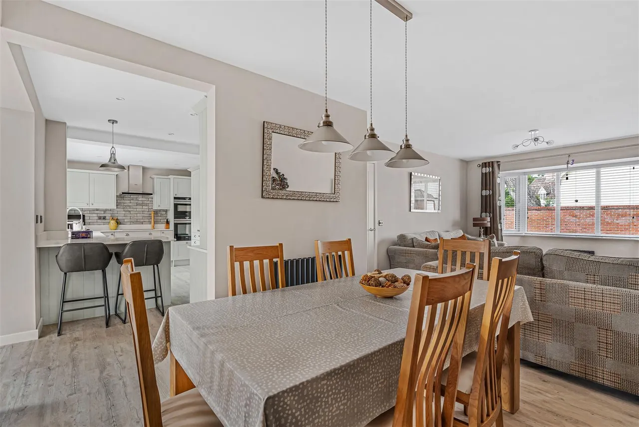 Manor Farm Close, Haverhill, CB9, photo 11