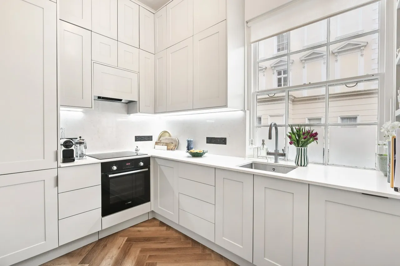 St. Georges Drive, London, SW1V, photo 2
