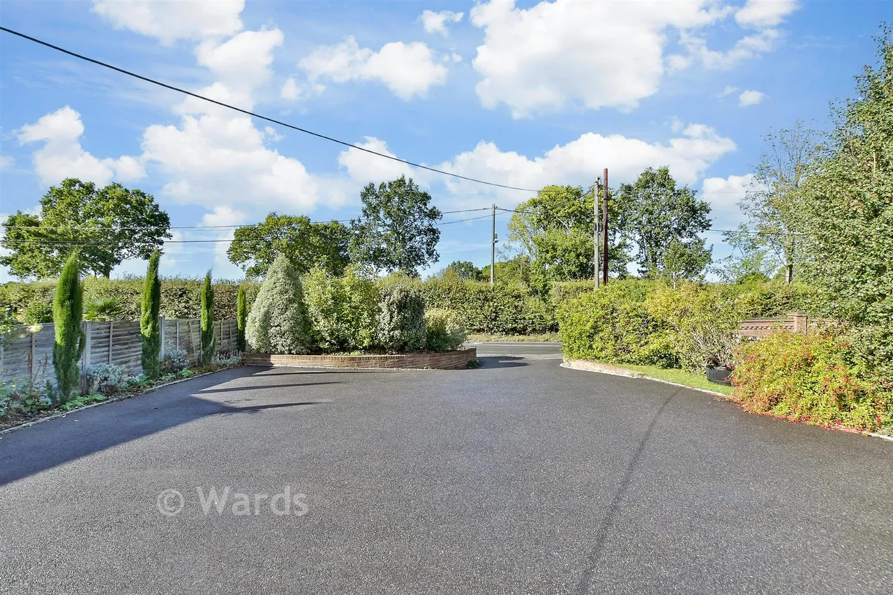 Leeds Road, Langley, ME17, photo 18