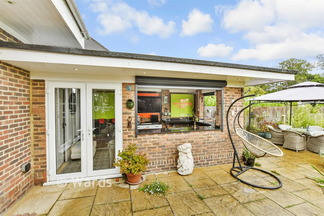Leeds Road, Langley, ME17, photo 3
