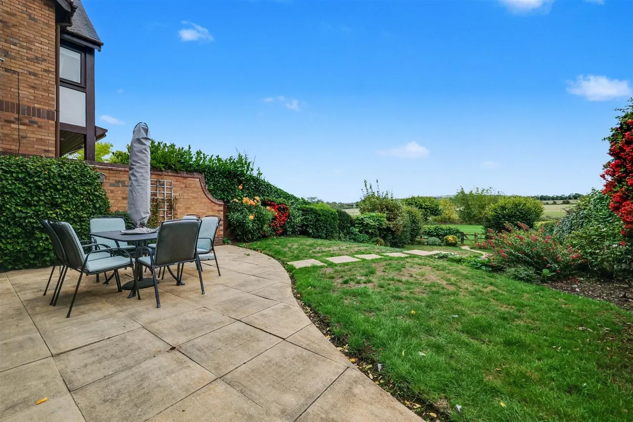 River Way, Shipston-On-Stour, CV36, photo 32