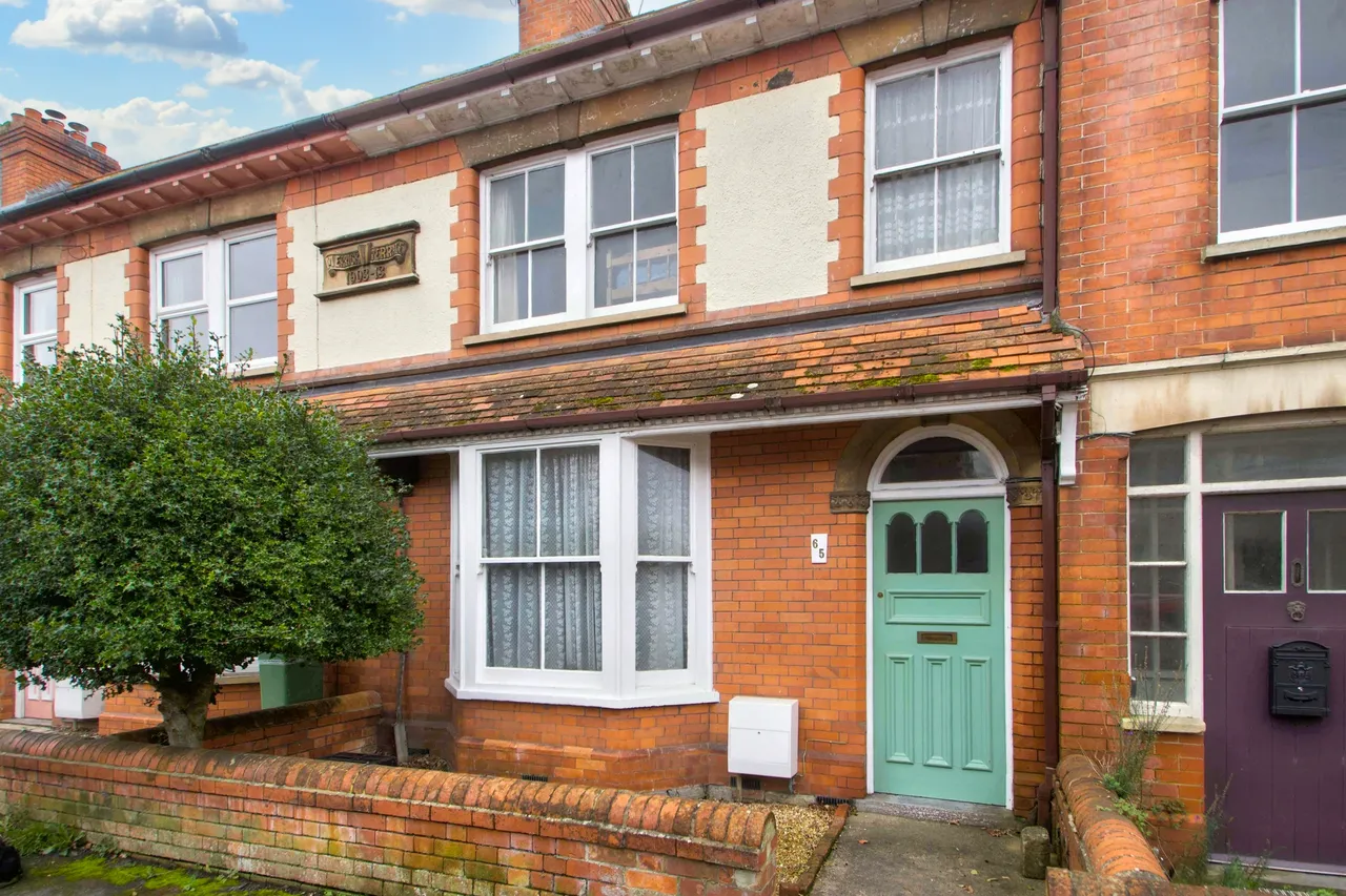 4 bed house for sale, Benedict Street, Glastonbury