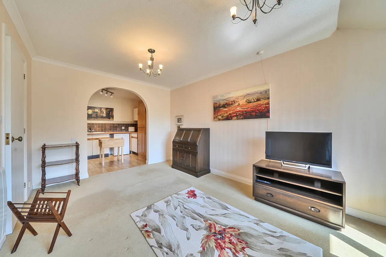Windsor Close, Northwood, HA6, photo 16