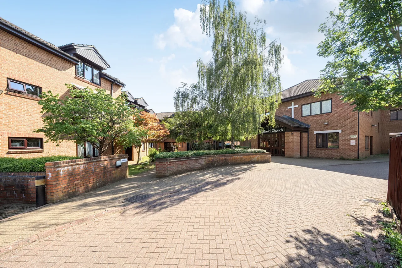 Windsor Close, Northwood, HA6, photo 10