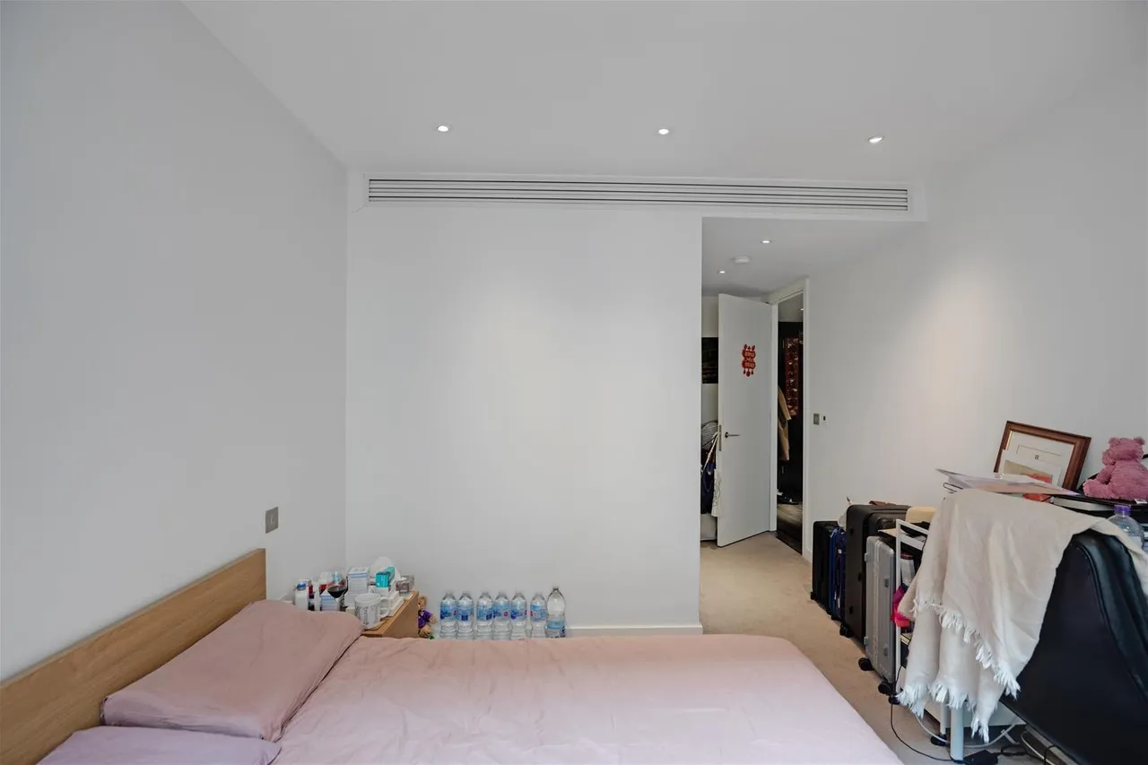 Canter Way, London, photo 9