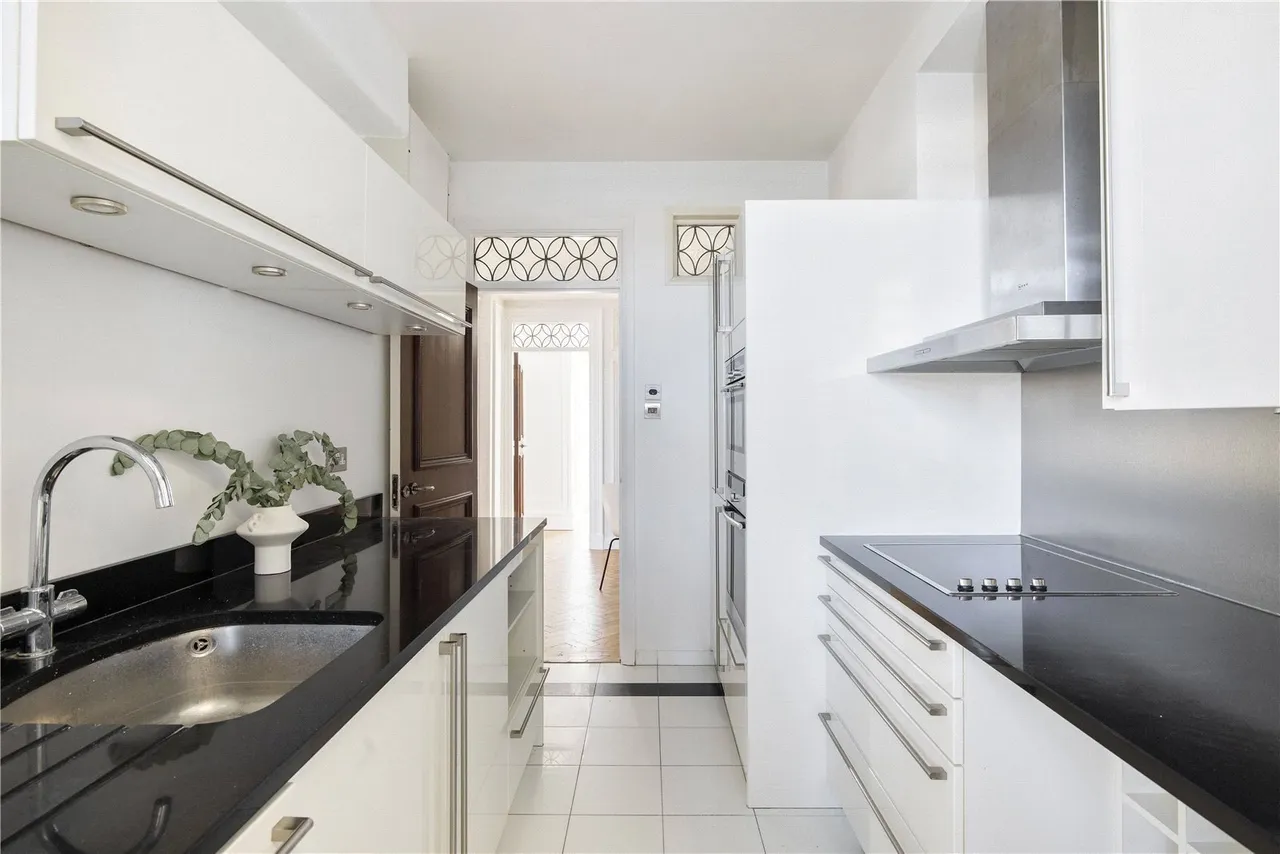 Hallam Street, Fitzrovia, W1W, photo 13