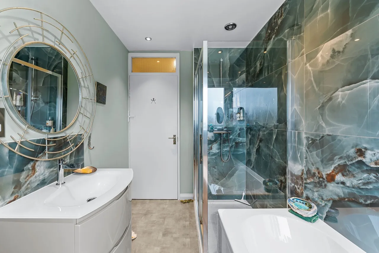 Domville Close, Lymm, photo 12