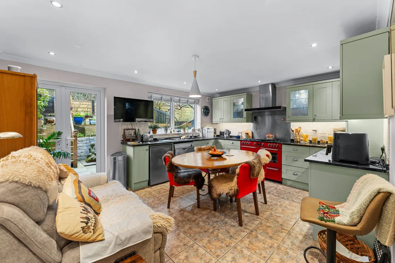 Domville Close, Lymm, photo 3