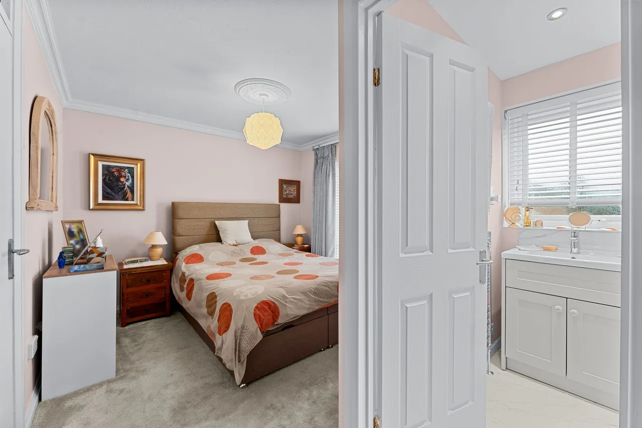 Domville Close, Lymm, photo 14
