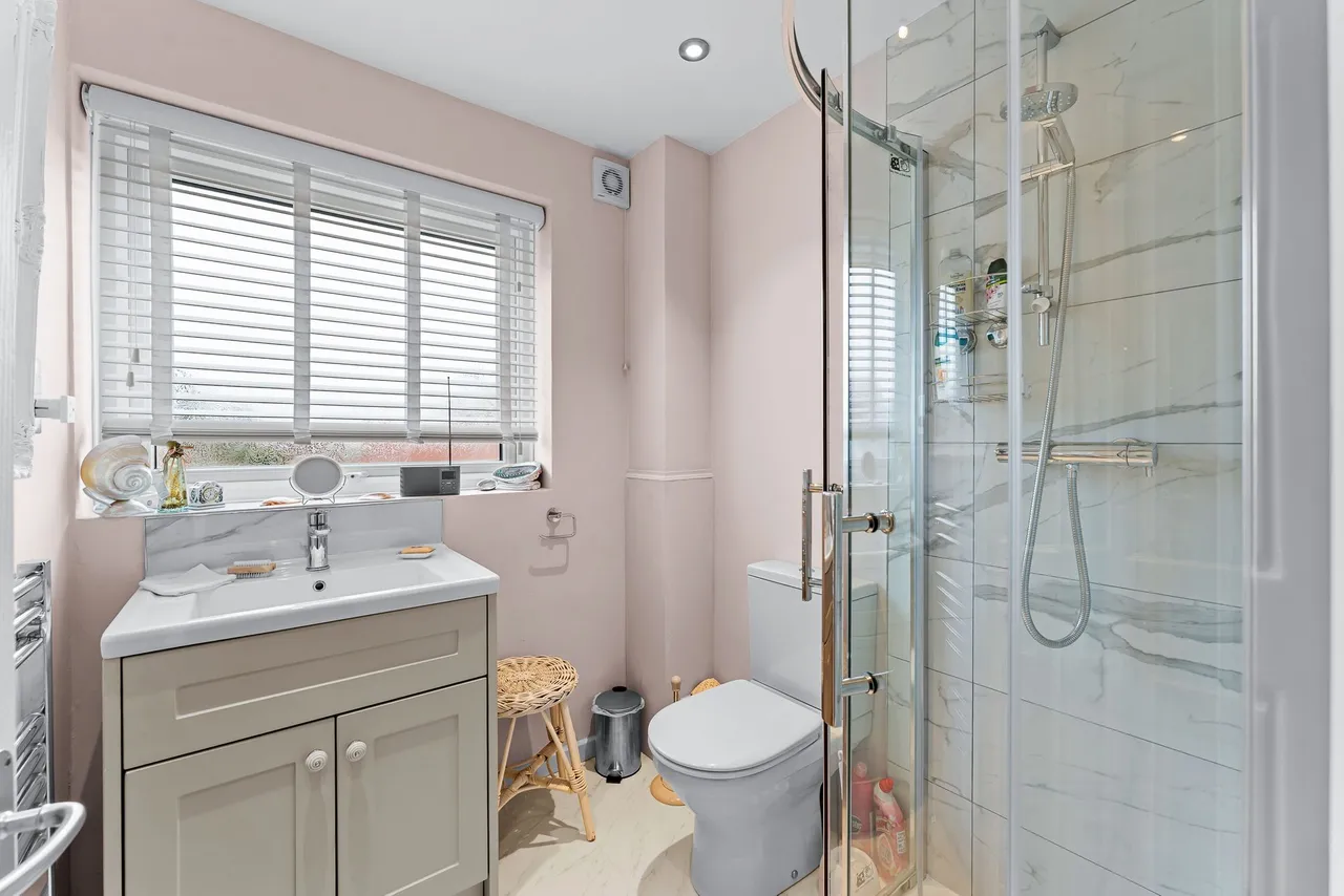 Domville Close, Lymm, photo 16