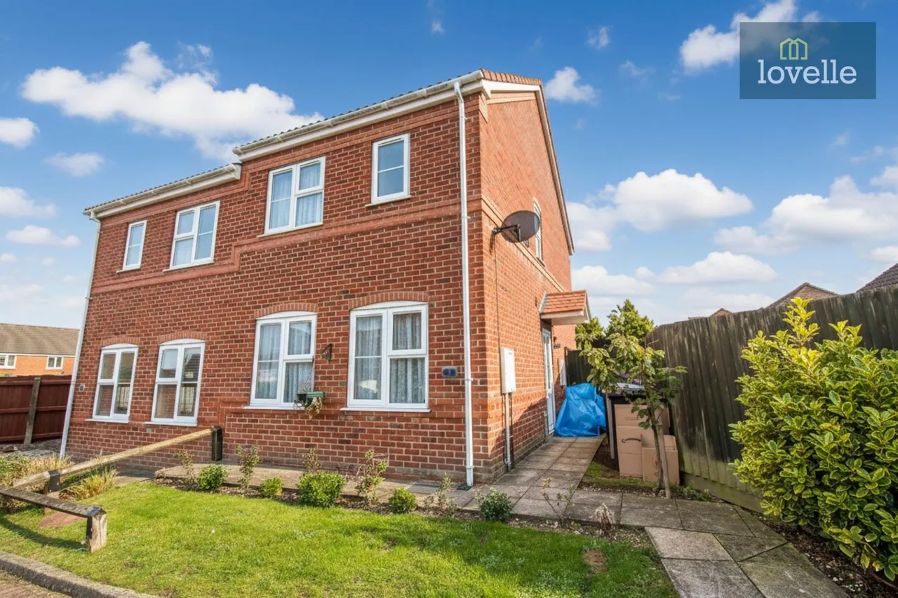 2 bed house for sale, Somersby Way, Louth, LN11