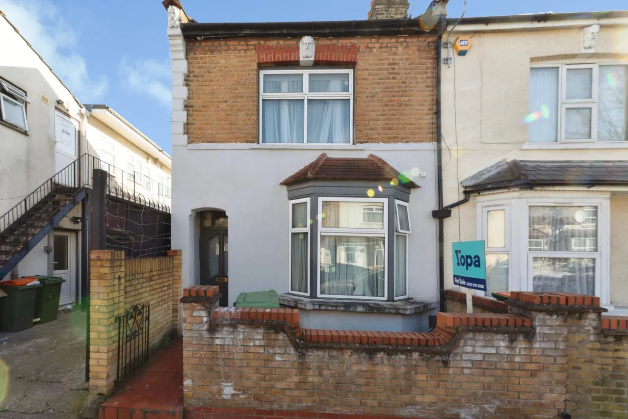Ferndale Road, London, E7, photo 4