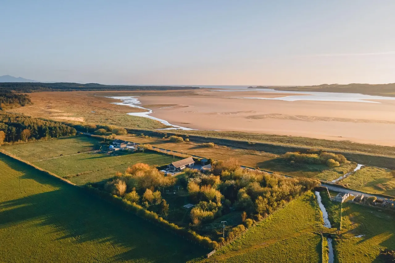 Malltraeth, Bodorgan, LL62, photo 23