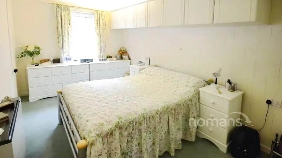 High Street, Sandhurst, GU47, photo 5