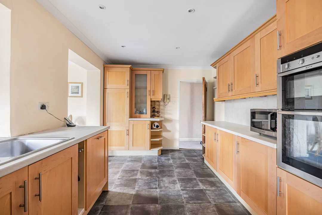 Detached with outbuilding and 3 acres, Wigmore, Leominster, photo 8