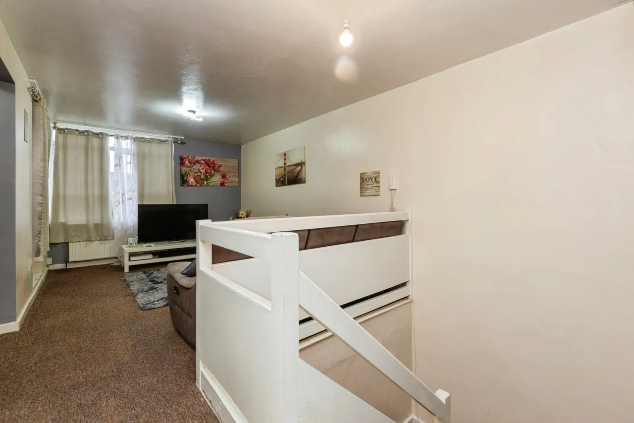 Collingwood Court, Washington, NE37, photo 9