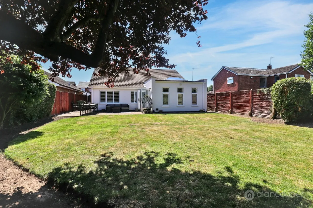 Ambleside Way, St Nicolas Park, CV11, photo 33