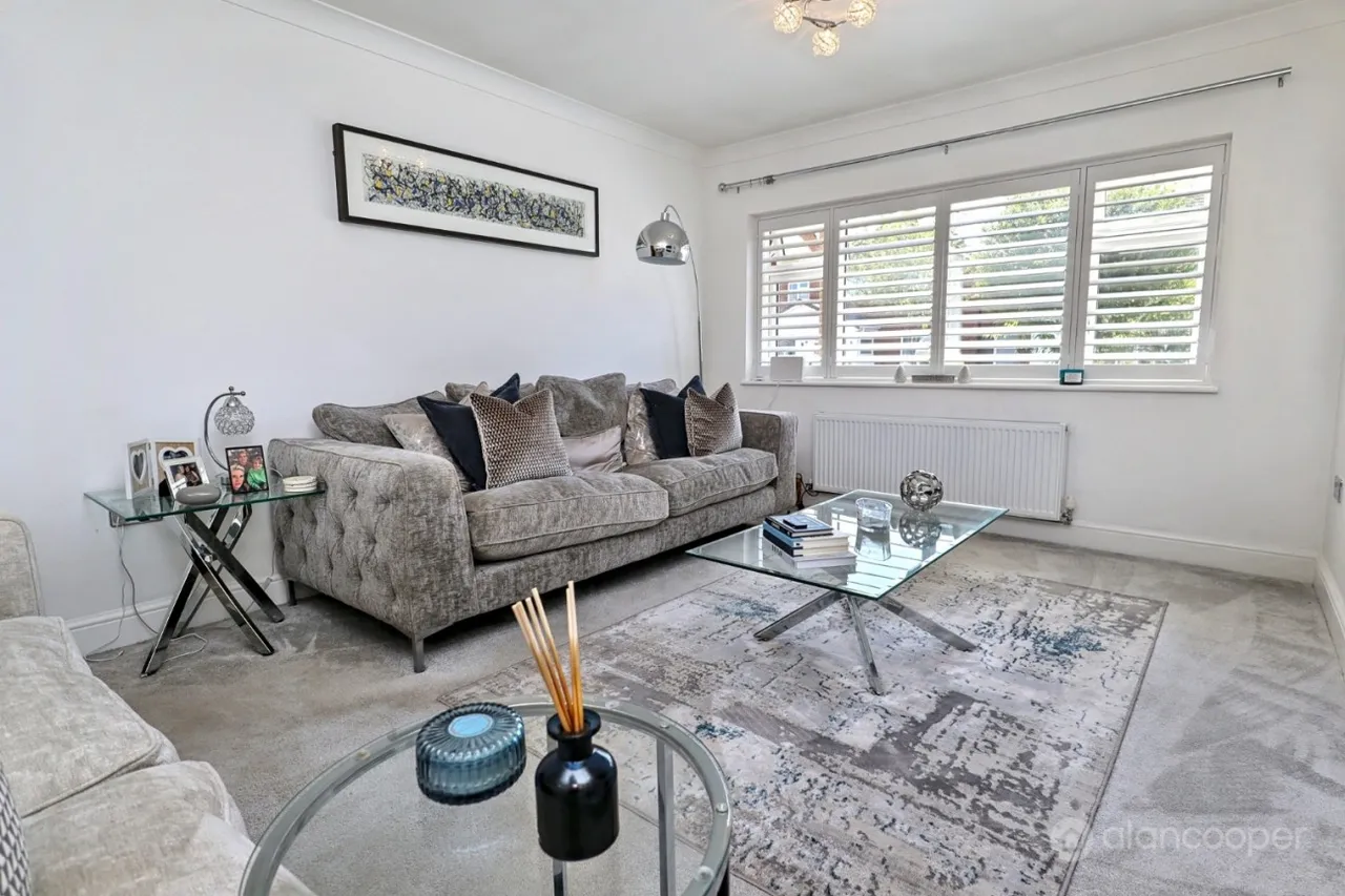 Ambleside Way, St Nicolas Park, CV11, photo 3