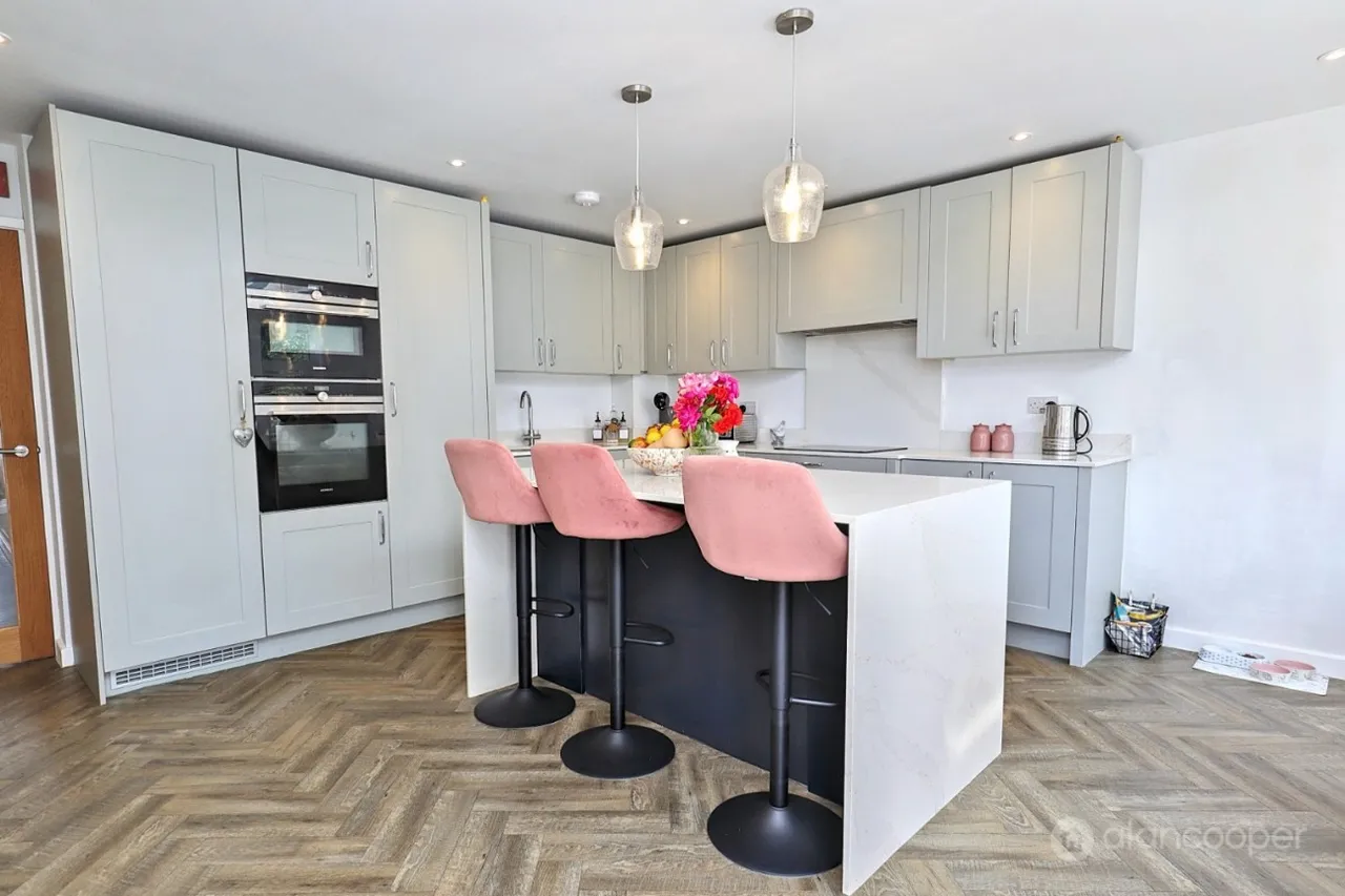 Ambleside Way, St Nicolas Park, CV11, photo 6