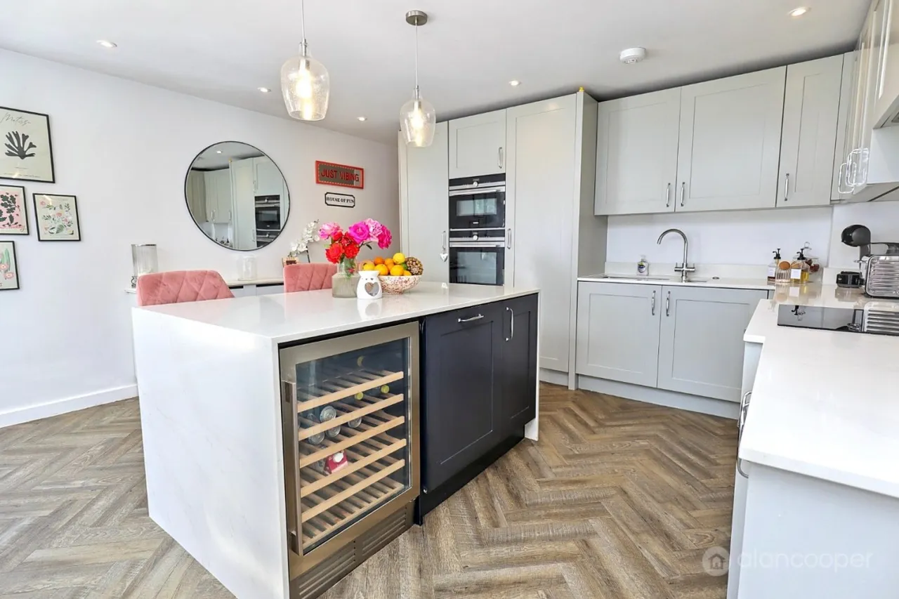 Ambleside Way, St Nicolas Park, CV11, photo 10