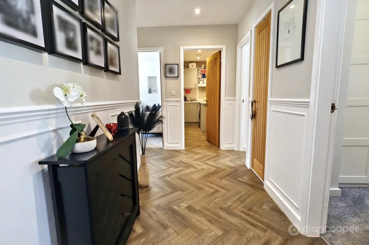 Ambleside Way, St Nicolas Park, CV11, photo 25