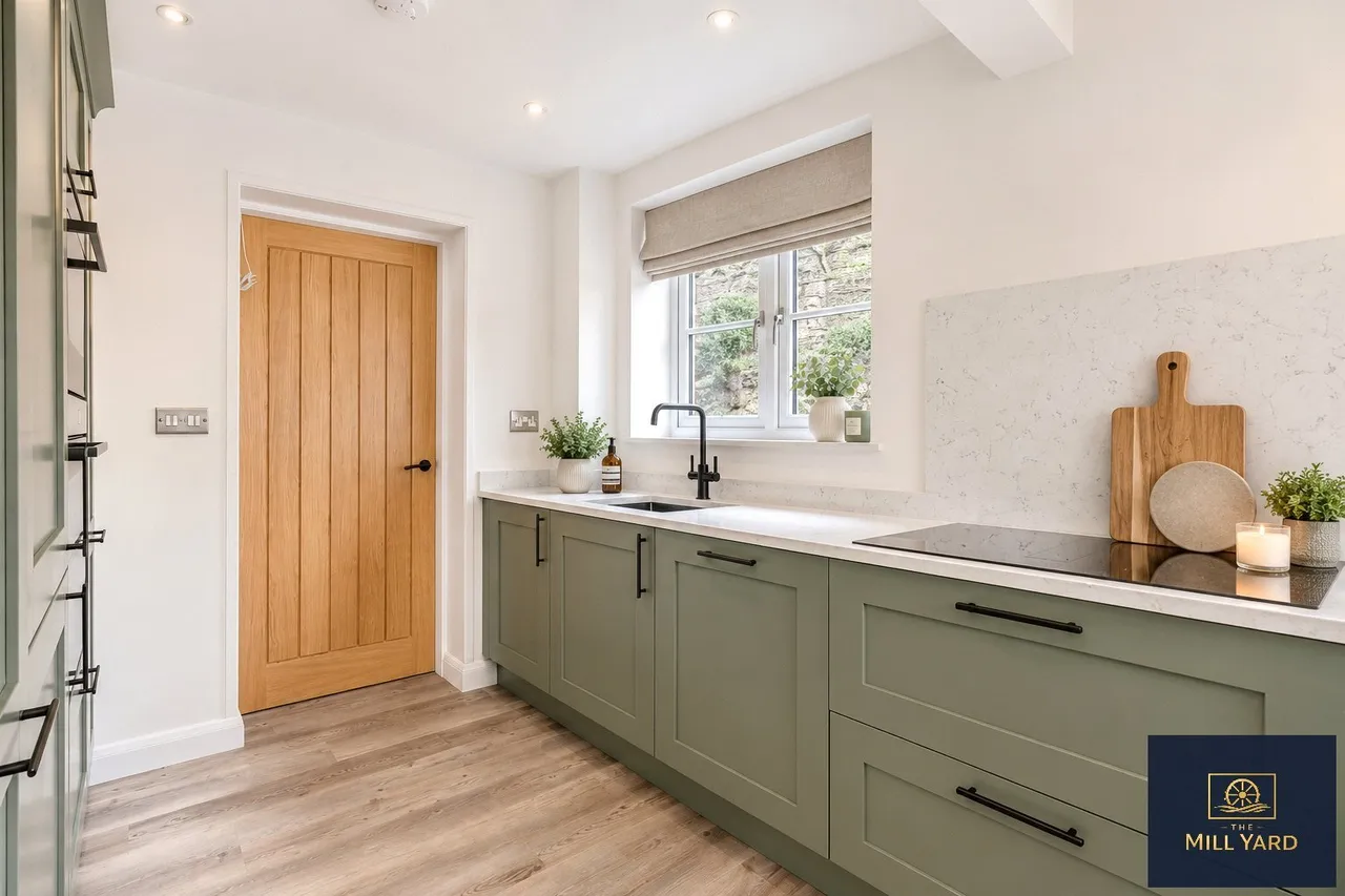 Dotcliffe Road, Kelbrook, Barnoldswick, Lancashire, BB18, photo 6