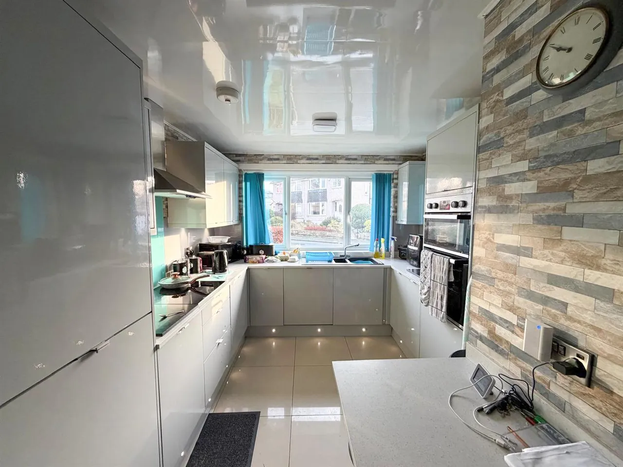 Aireville Mount, Silsden, BD20 0HY, photo 5