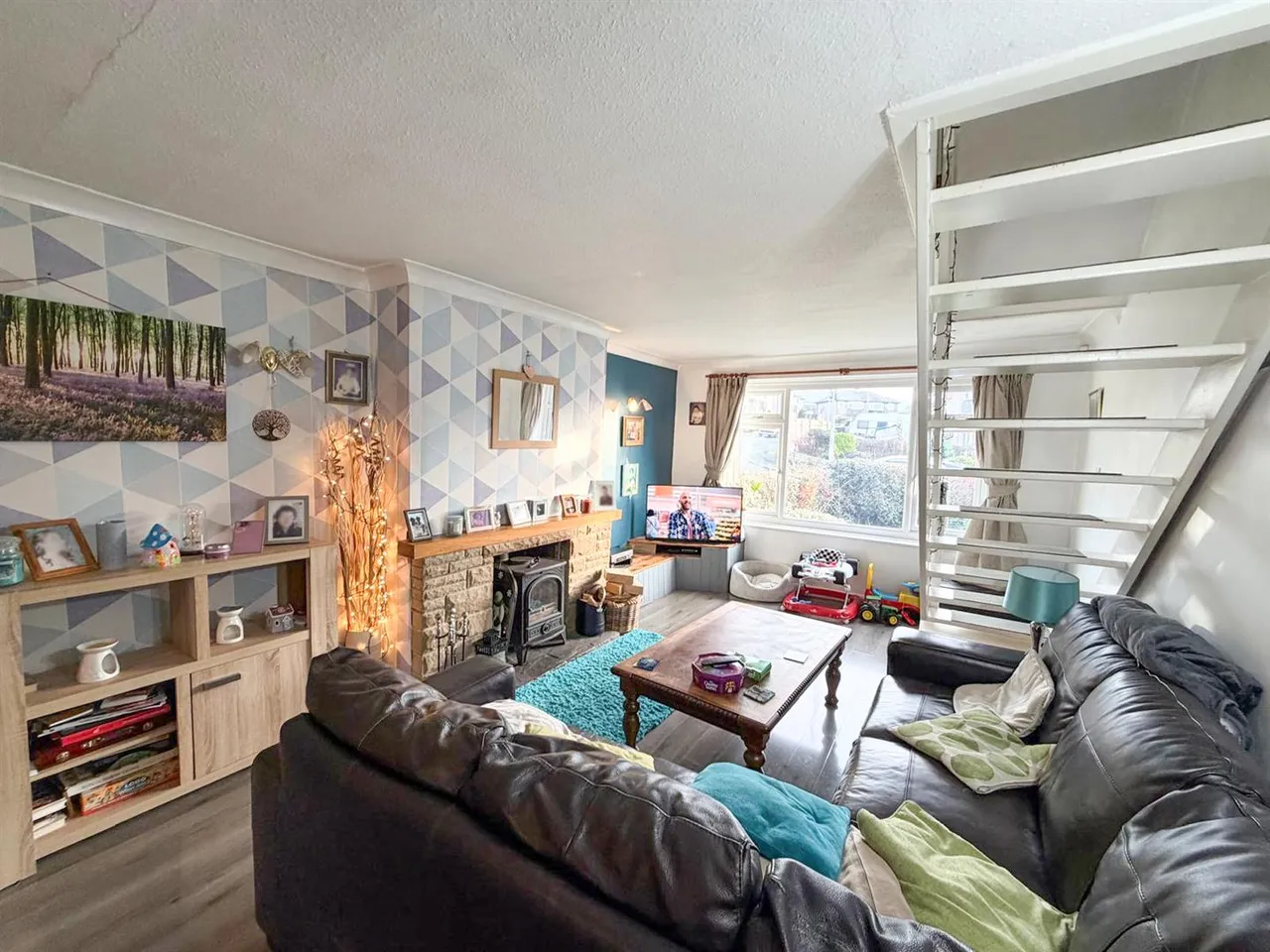 Aireville Mount, Silsden, BD20 0HY, photo 3