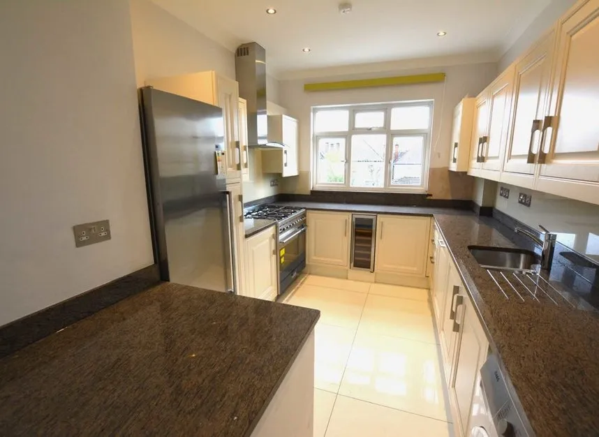 Neeld Crescent, Hendon, NW4, photo 4
