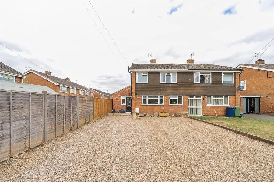 3 bed house for sale, Wellfield, Tewkesbury, GL20
