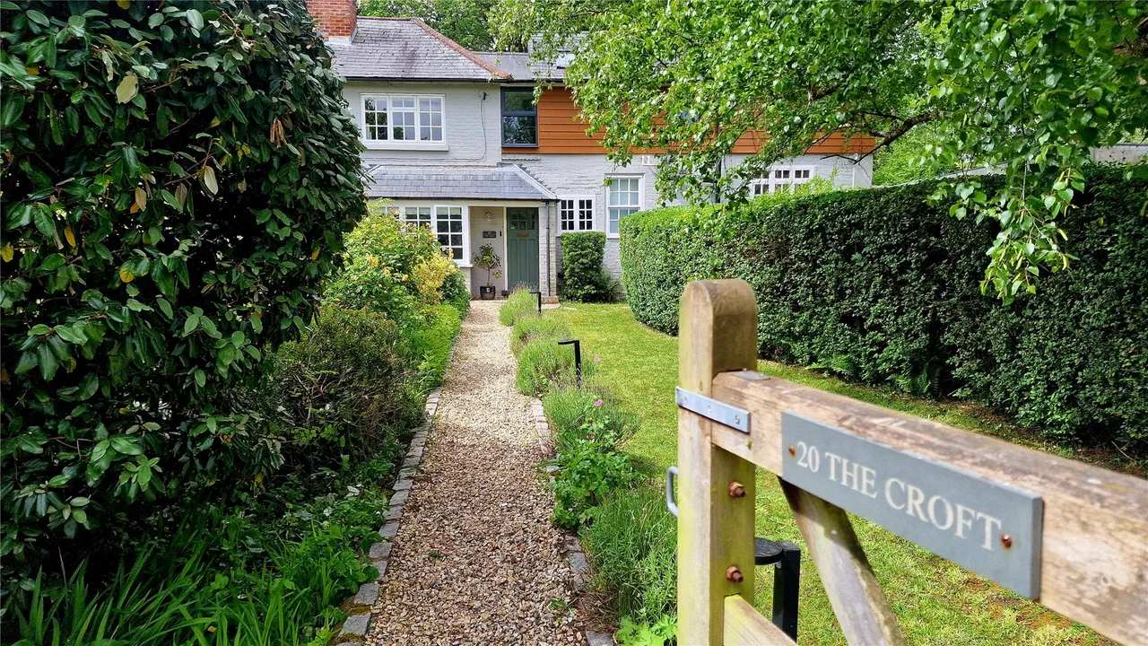 4 bed house for sale, Glaziers Lane, Normandy, GU3