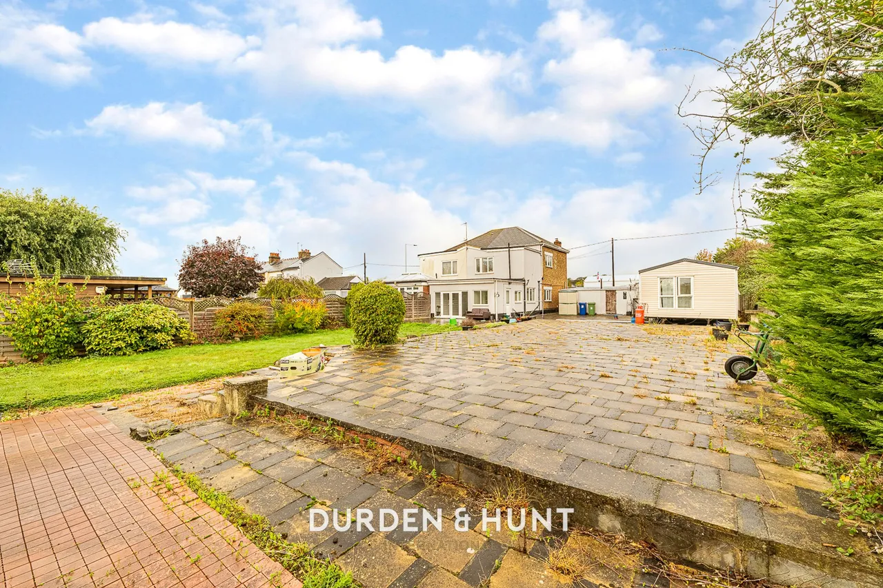Southend Road, Fobbing, SS17, photo 25