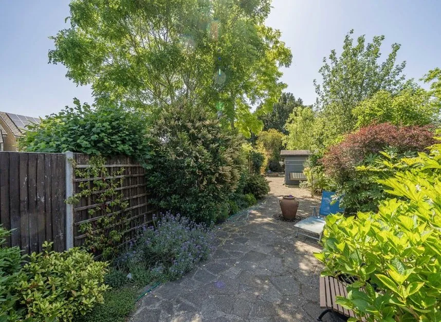 School Walk, Sunbury-On-Thames, TW16, photo 10