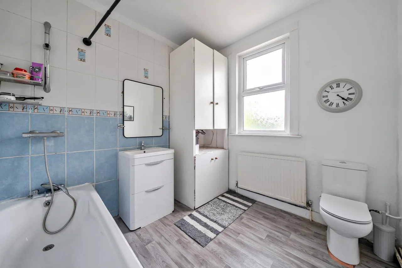 Minard Road, SE6, photo 13
