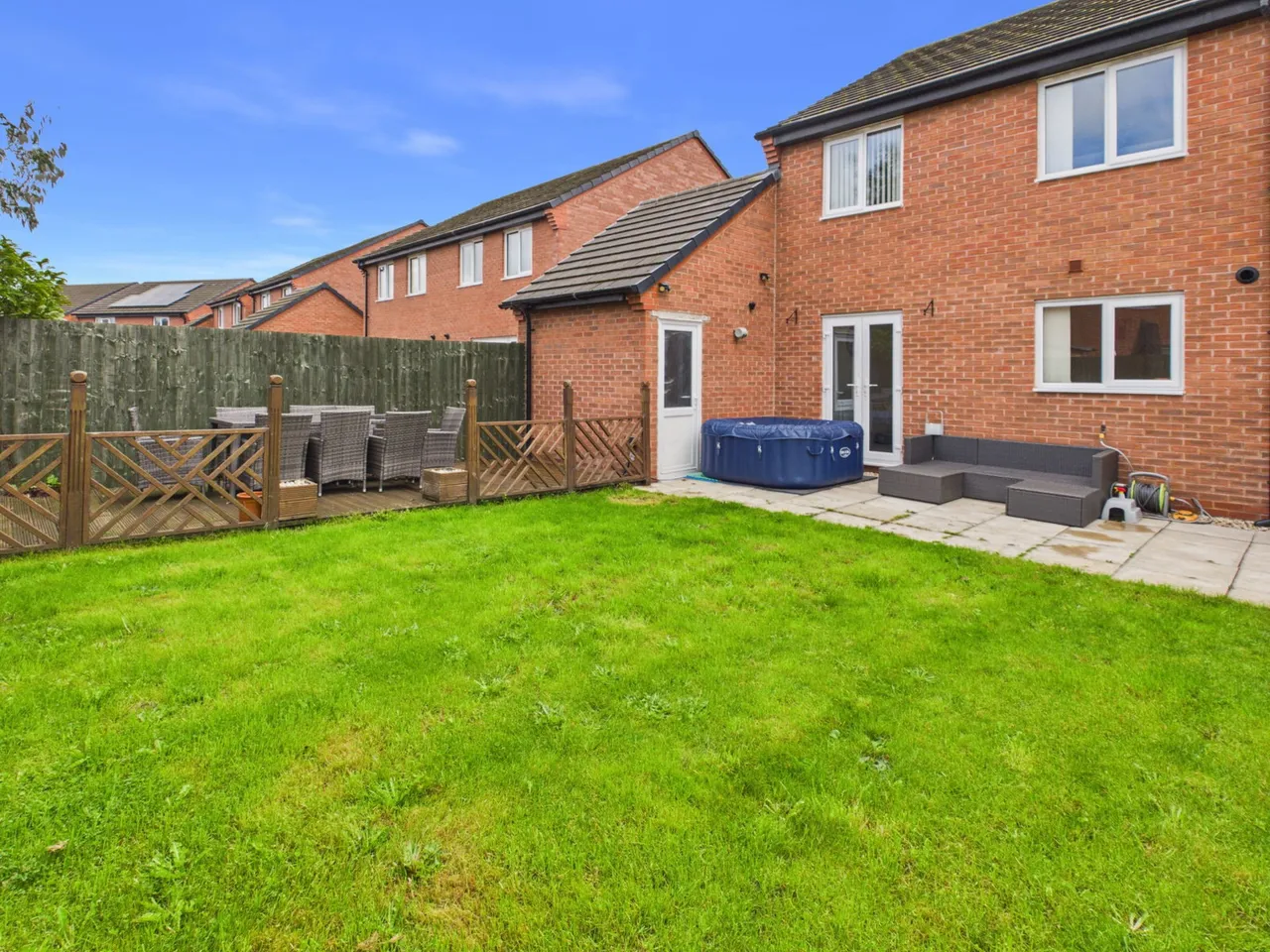Broad Street, Crewe, CW1, photo 16