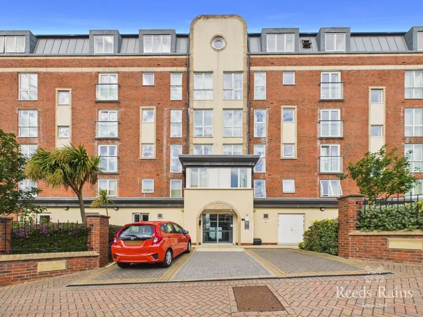 North Marine Road, Scarborough, YO12, photo 13