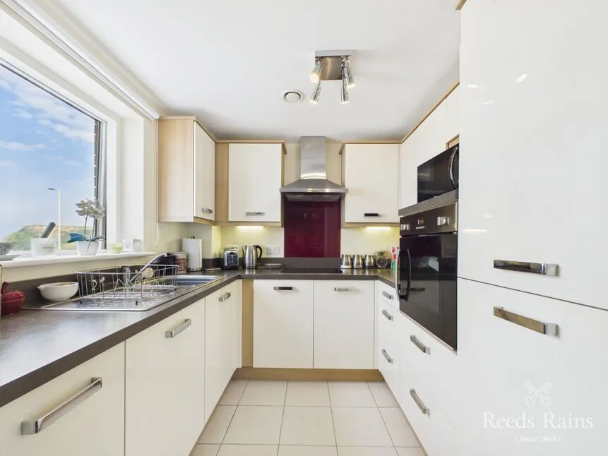 North Marine Road, Scarborough, YO12, photo 18