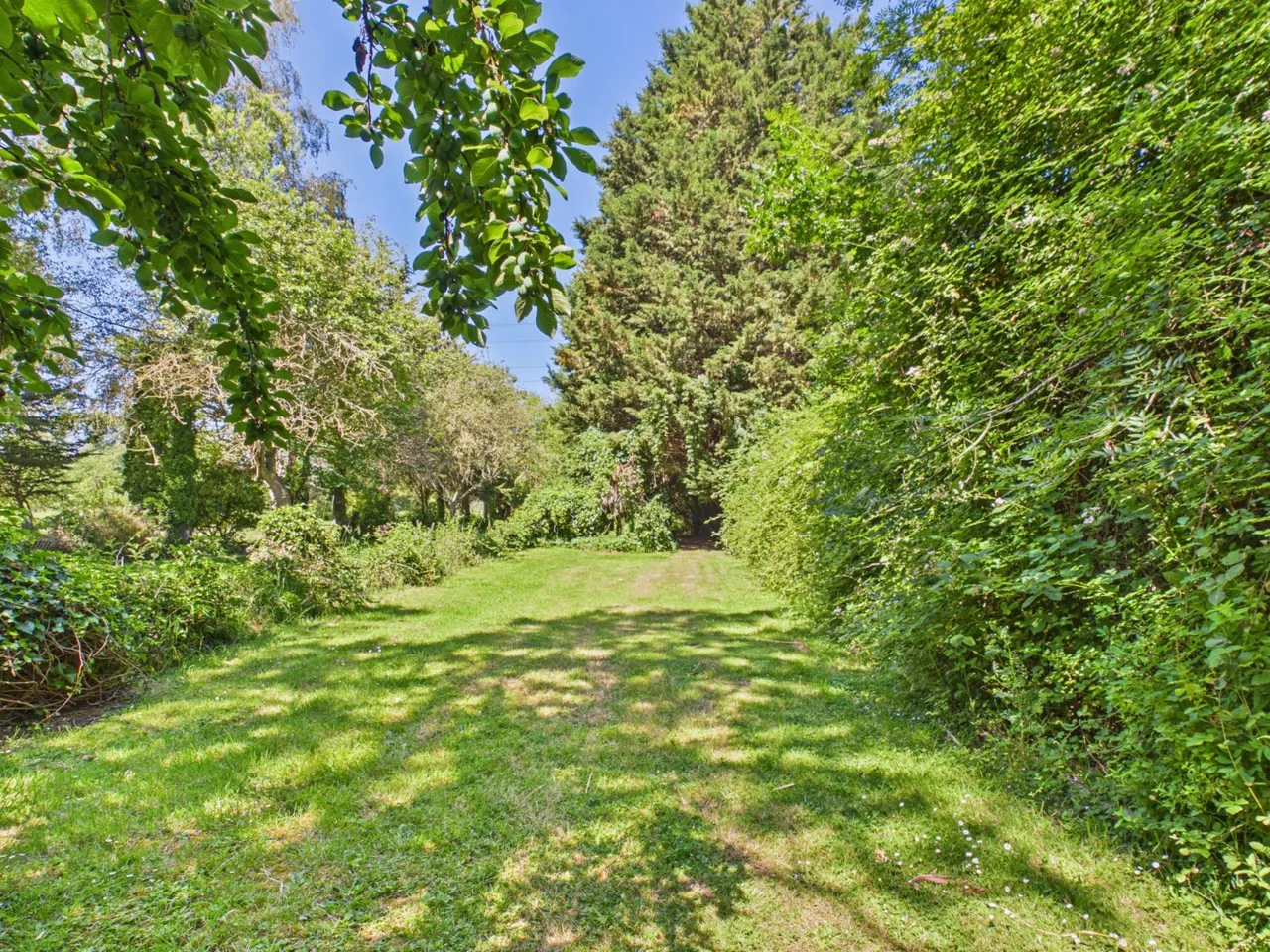 Wraysbury, Berkshire, photo 2