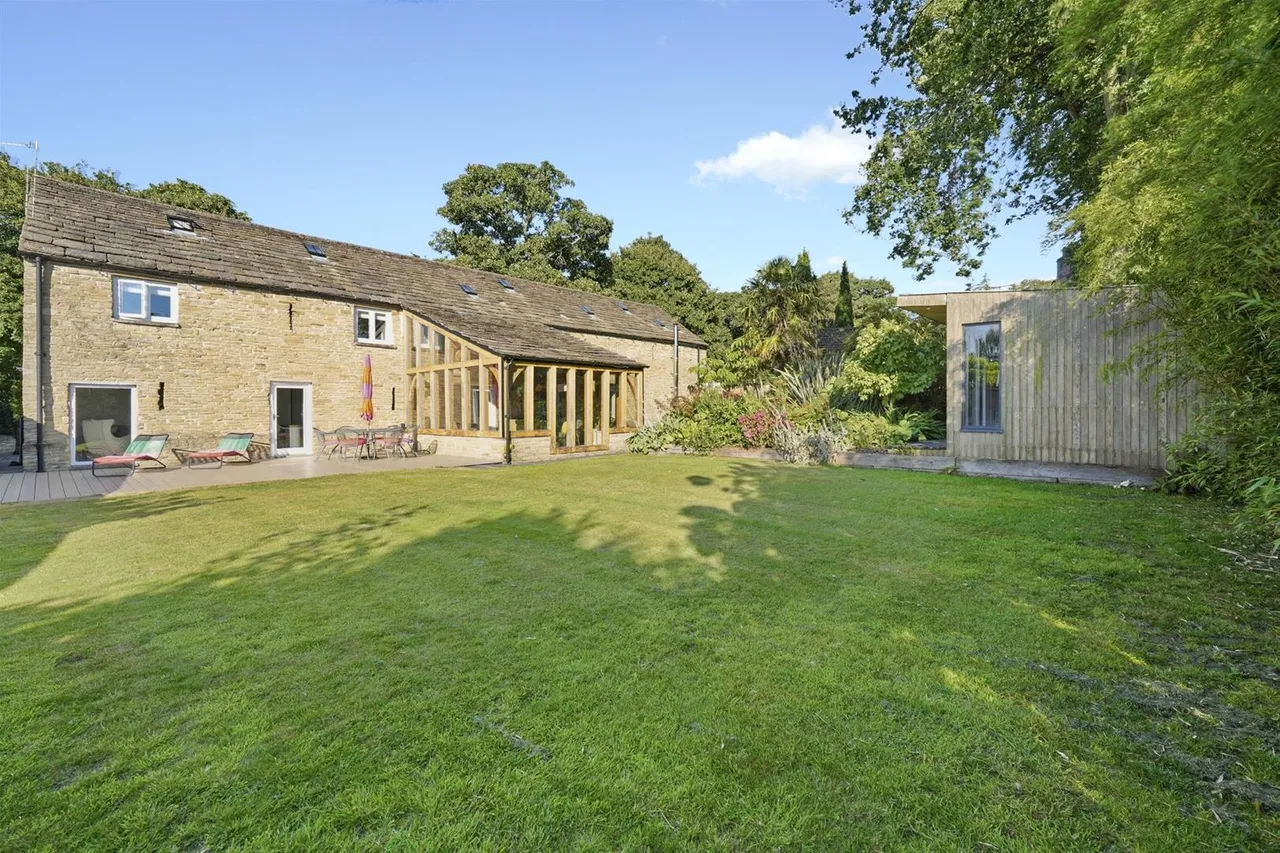 Manchester Road, Tytherington, Macclesfield, photo 5