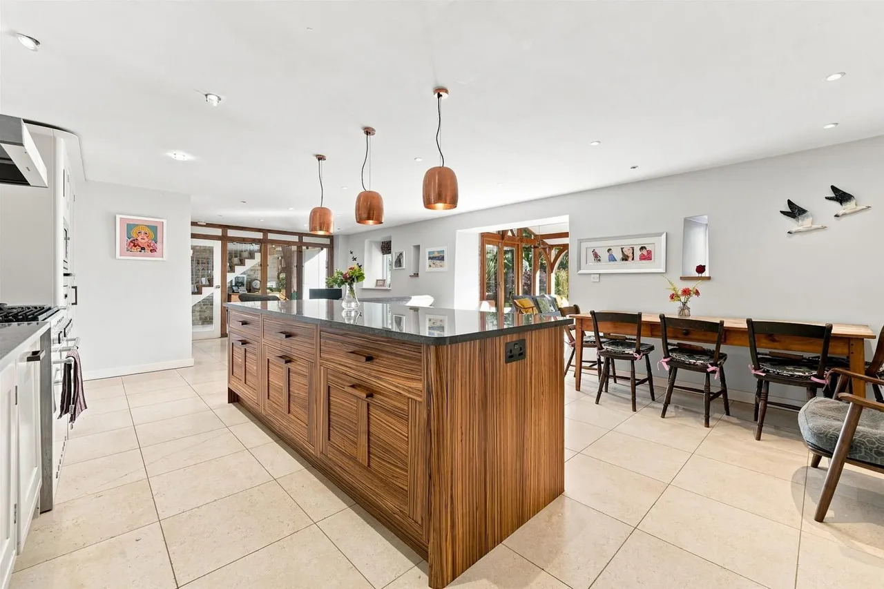Manchester Road, Tytherington, Macclesfield, photo 18