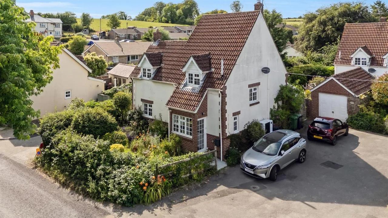 4 bed house for sale, Rectory Road, Piddlehinton, DT2