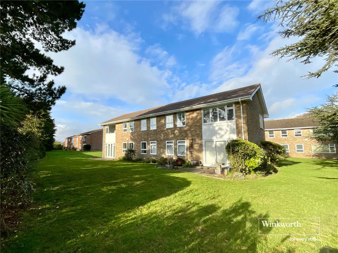 Waterford Place, Highcliffe, Christchurch, Dorset, BH23, photo 8