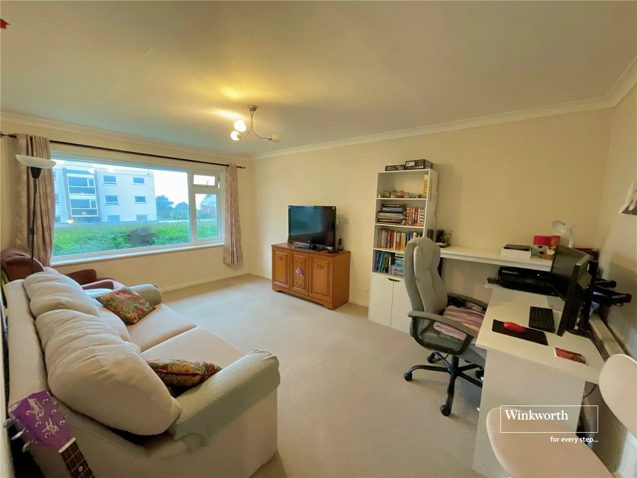 Waterford Place, Highcliffe, Christchurch, Dorset, BH23, photo 5