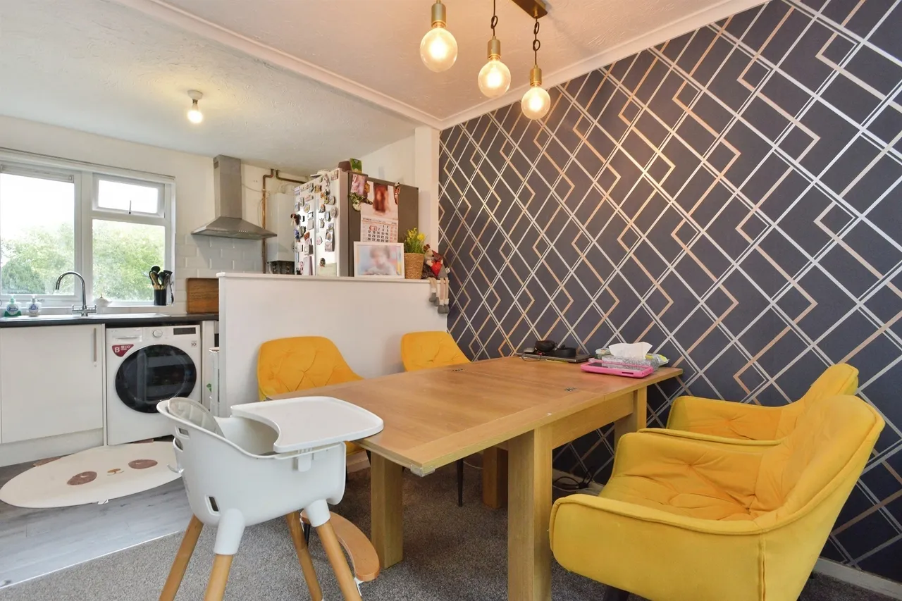 Falcon Avenue, Springfield, MK6, photo 7