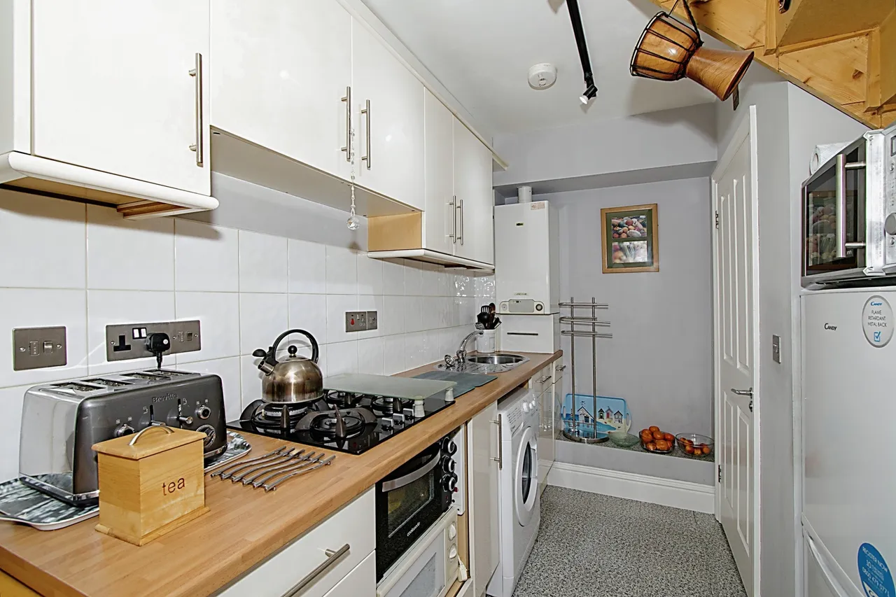 Lanhenvor Avenue, Newquay, TR7, photo 10