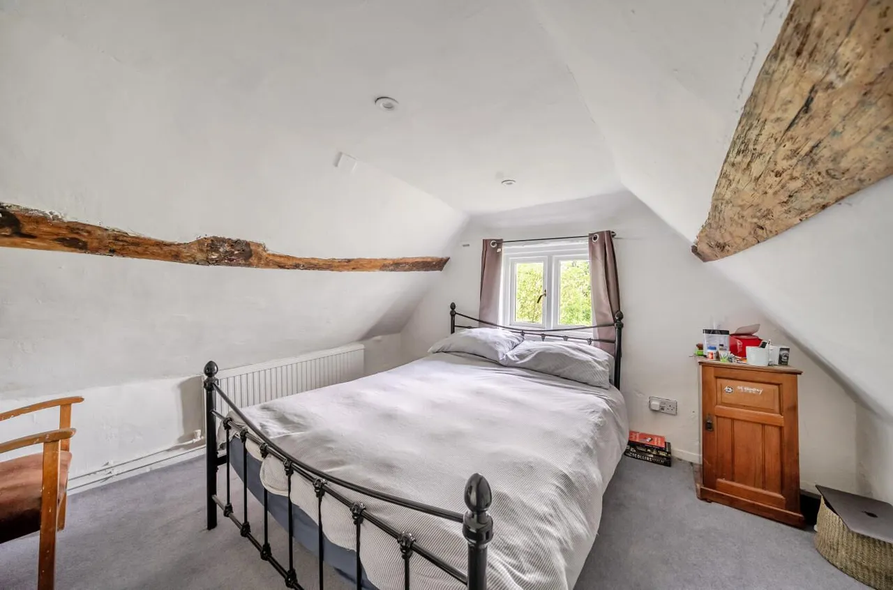 Captivating Grade II Listed Home, Nettlestead Green, photo 17