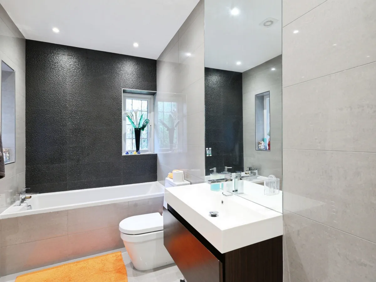 Dukes Wood Drive, Gerrards Cross, SL9, photo 12