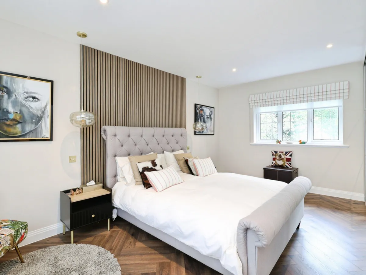 Dukes Wood Drive, Gerrards Cross, SL9, photo 13