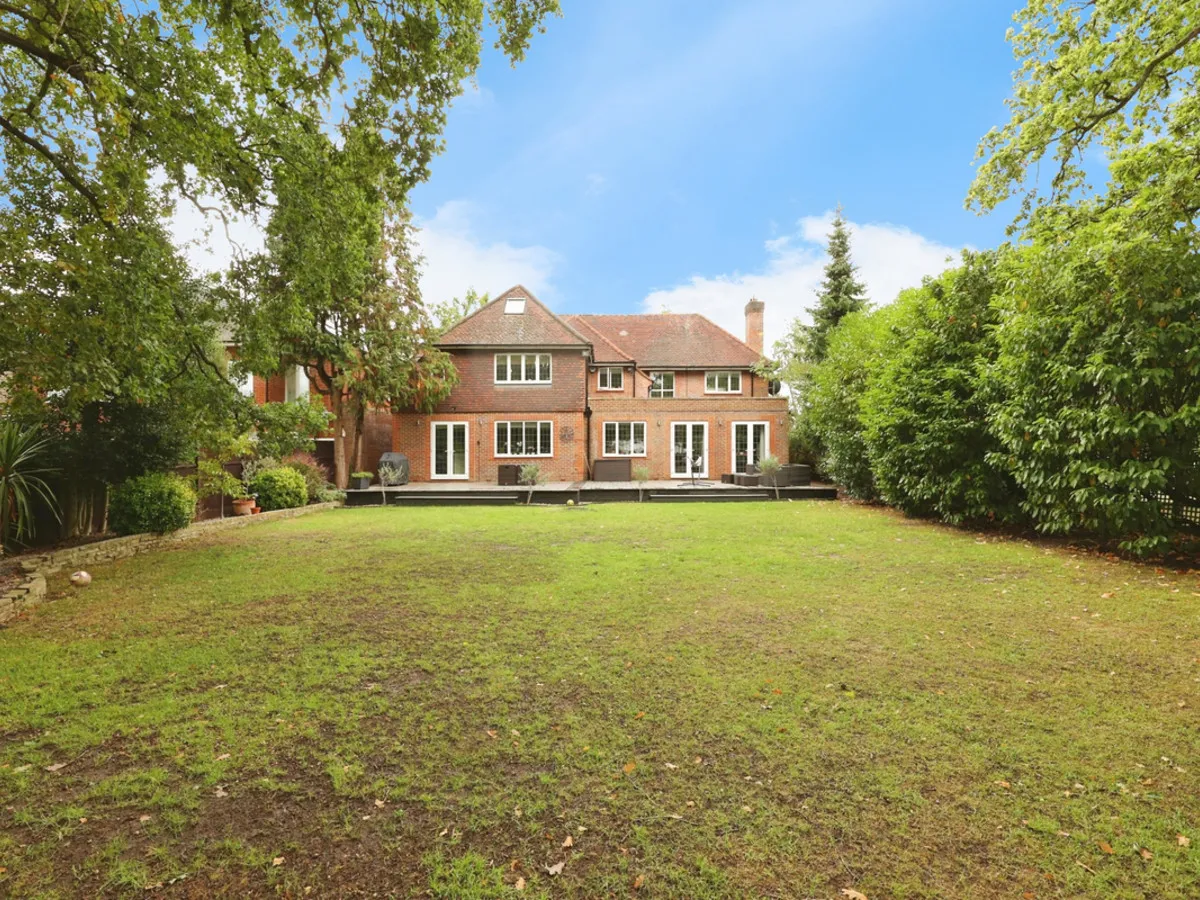 Dukes Wood Drive, Gerrards Cross, SL9, photo 20