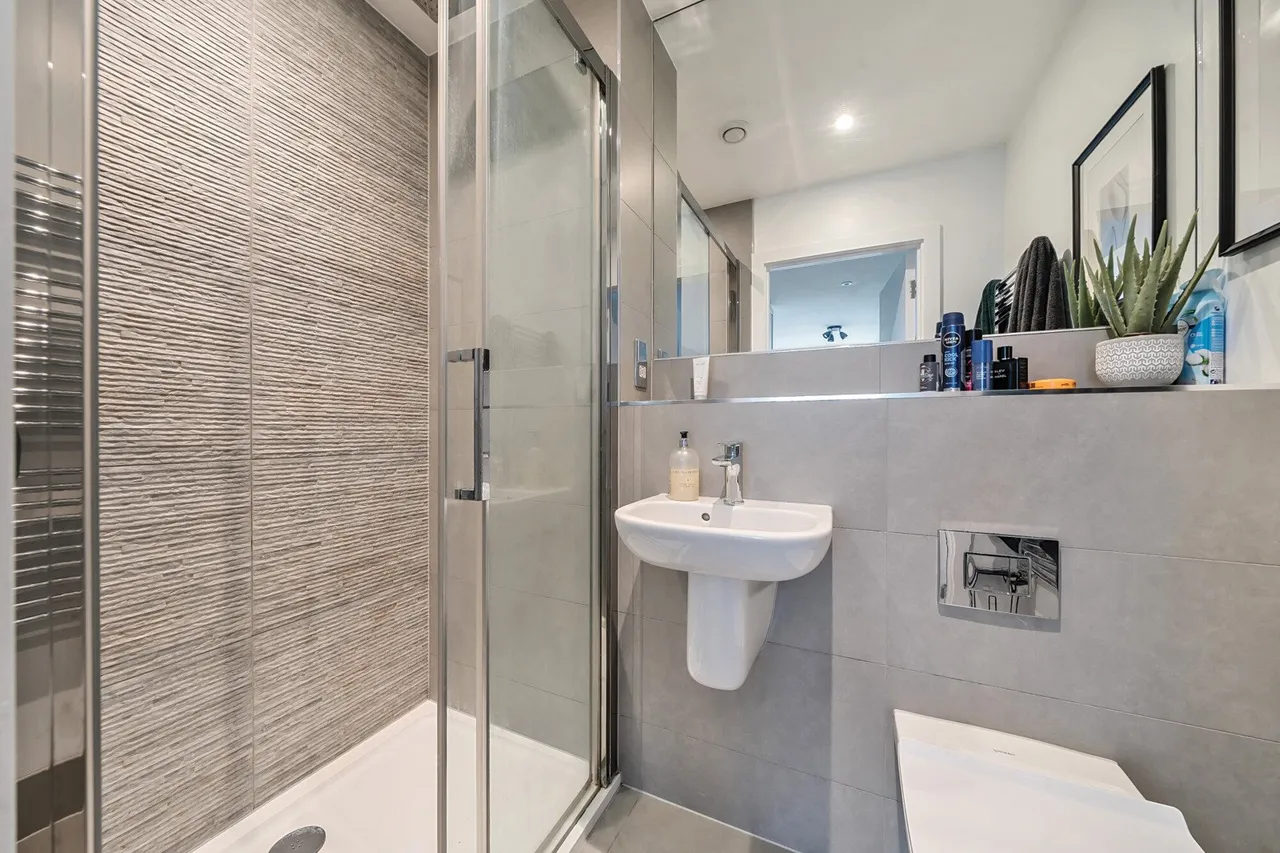 Masons Hill, BR2, photo 17